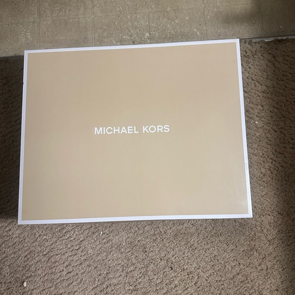 Michael Kors snow / rain boots - Picture 10 of 12